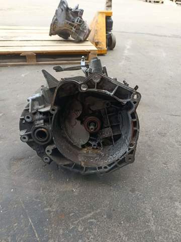 Коробка швидкостей механіка 55192042 OPEL