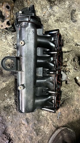 Колектор впускний 55217648 FIAT