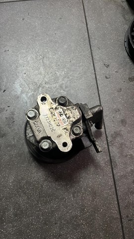 Насос гідропідсилювача механізму кермового управління Hyundai Tucson I