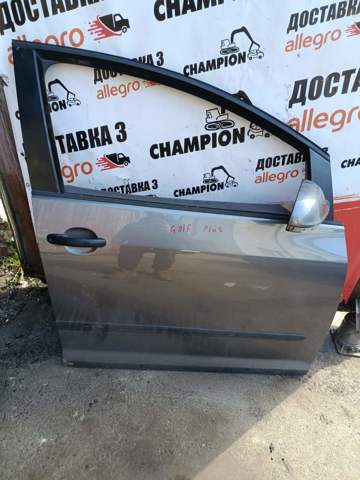 Дверка передня права 5M0831302P VAG