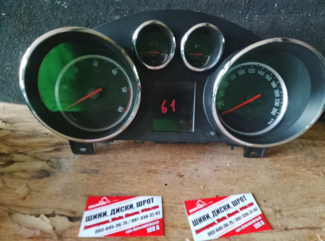 Спідометр 600775881 OPEL