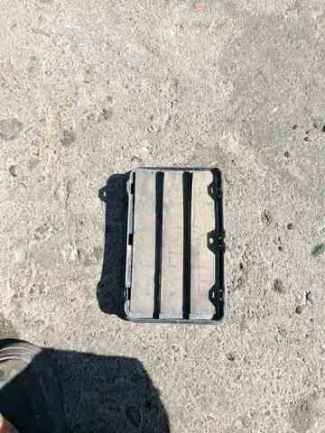 Решітка вентиляційна задня 64228377280 BMW