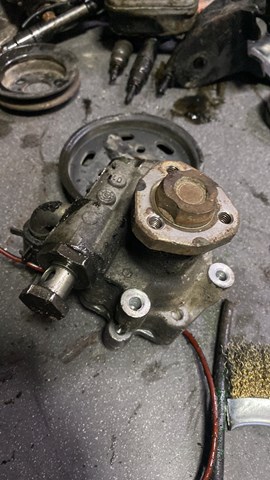 Гачок ГПР 6M0422154F VAG