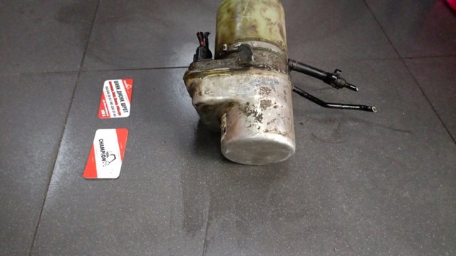 Бачок гідропідсилювача Шкода Фабія II