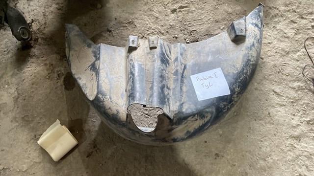 Підкрилок заднього крила, правий 6Y6810972A VAG