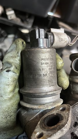 Клапан EGR, рециркуляції газів 722785200 PIERBURG