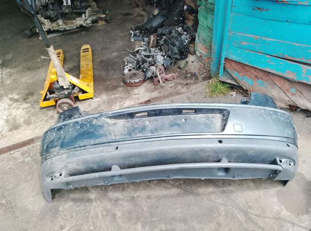 Буфер (бампер) задній 7701206879 RENAULT