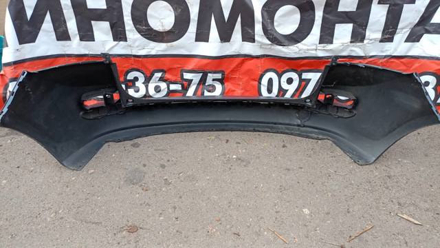 Бампер задній 7701477509 RENAULT