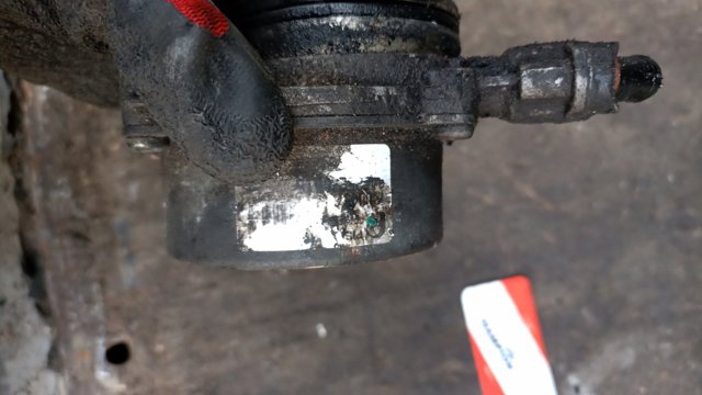Насос вакуумний 7787366 BMW