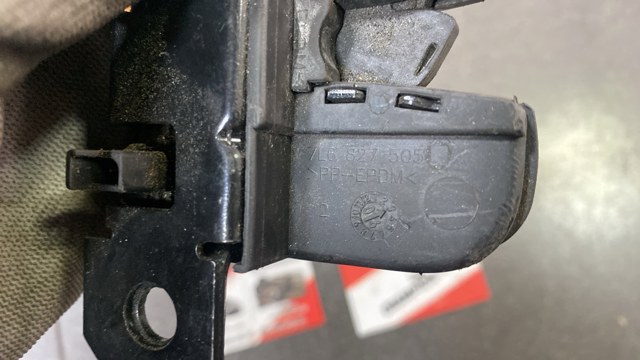 Замок задніх дверей 7L6827505D VAG