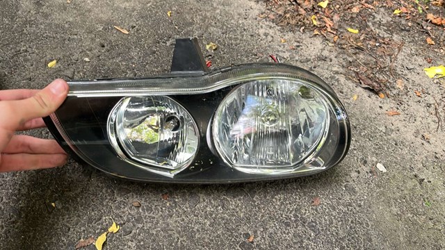 Фара ліва передня 811701E420 TOYOTA