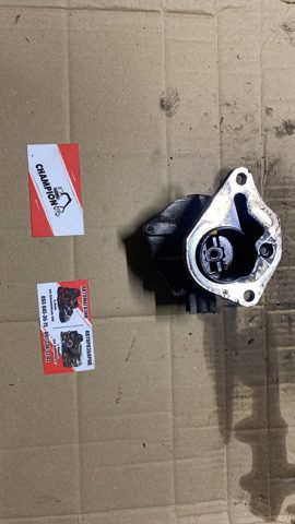 Насос вакуумний 8200175167 RENAULT