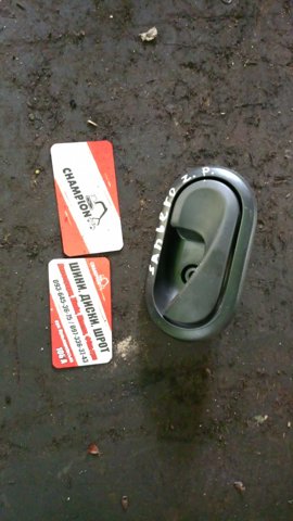 Внутрішня дверна ручка 8200733847 RENAULT