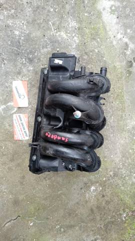 Колектор впускний 8200966437 RENAULT