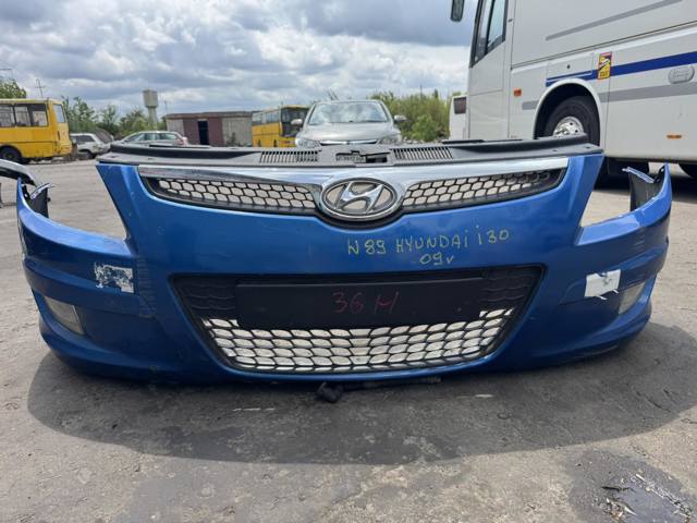 Бампер передній 865112L000 HYUNDAI