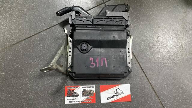 Блок електронного управління 8966105D22 TOYOTA