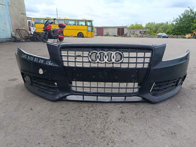 Решітка радіатора 8K0853651 VAG