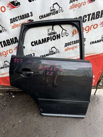 Двері задні в зборі 8Z0833052 VAG