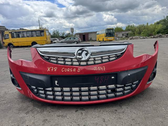 Буфер (бампер) передній 95508031 OPEL