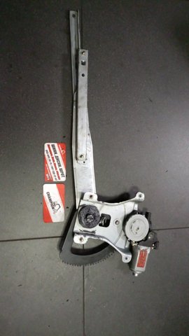 Мотор склопідйомника дверей передніх, правих 96541738 OPEL