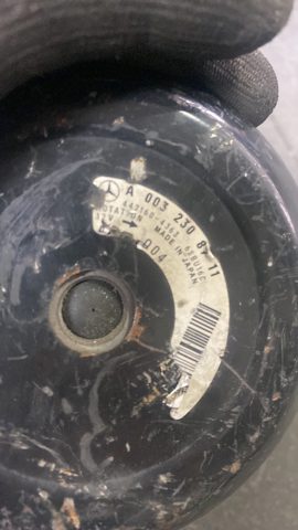 Компресор холодоагенту A0032308711 MERCEDES