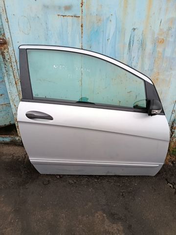 Дверка передня права A1697202405 MERCEDES