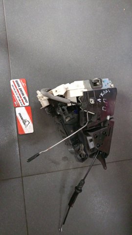 Замок двері правої передньої A1697204635 MERCEDES