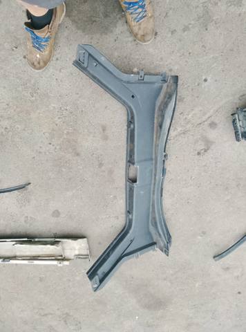 Накладка задньої панелі багажника A2036900525 MERCEDES
