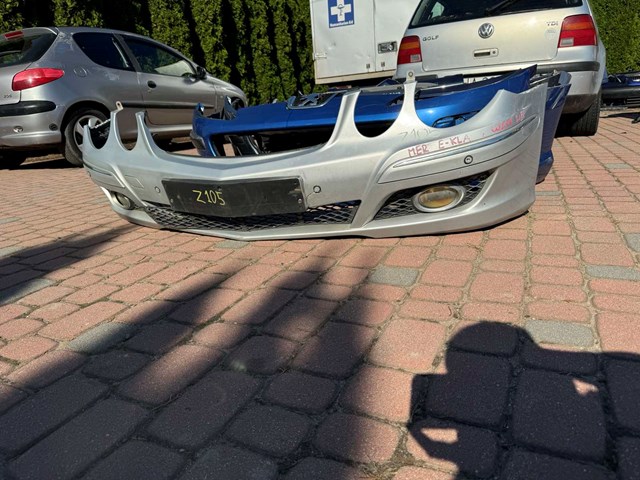 Бампер передній в зборі A2118801740 MERCEDES