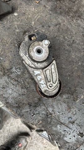 Натяжна планка поліклинового ременя A6422001370 MERCEDES