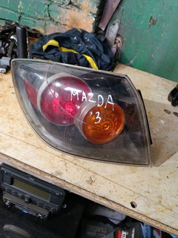 Задній правий зовнішній ліхтар BR5S51150B MAZDA