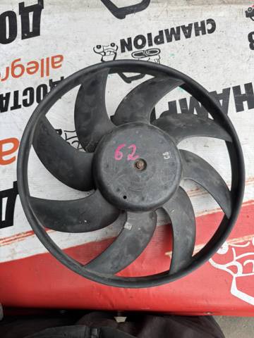 Дифузор радіатора охолодження, в зборі з двигуном і крильчаткою C9G4A FORD
