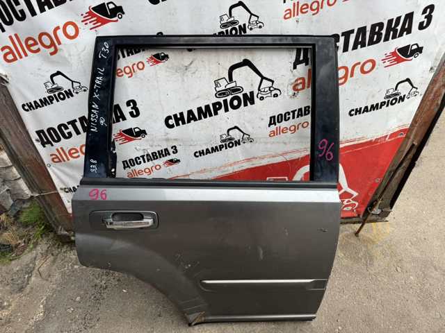 Двері пасажирські задні праві H21008H7MM NISSAN