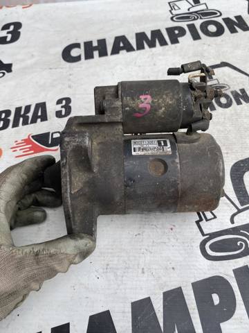Стартер двигуна M002T13081 MITSUBISHI