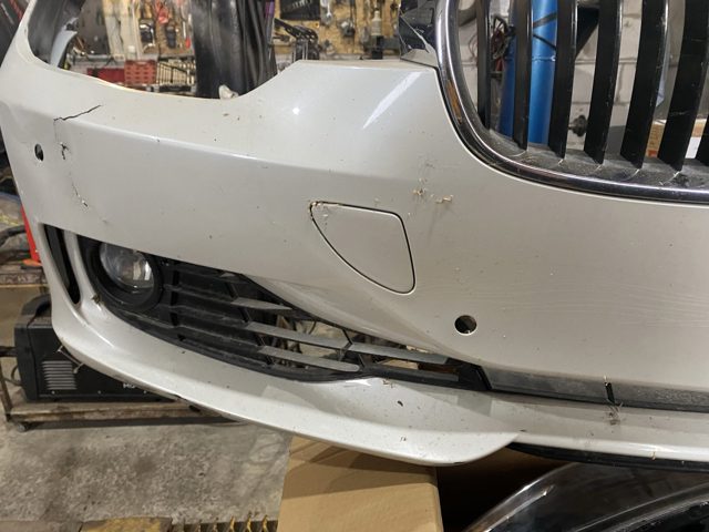 Бампер передній в зборі 51117292999 BMW