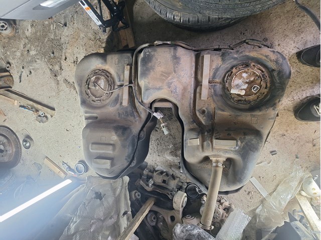 Бак паливний додатковий DA8Z9002A FORD