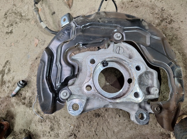 Цапфа поворотного кулака F2GZ3K186A FORD