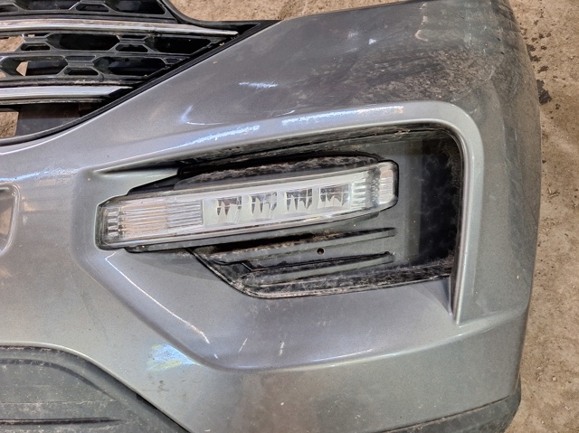 Заглушка під протитуманні фари, ліва LB5Z15266AB FORD