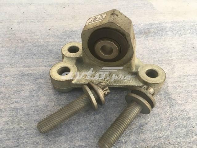 Кронштейн подушки (опори) двигуна, задньої 68363996AA CHRYSLER