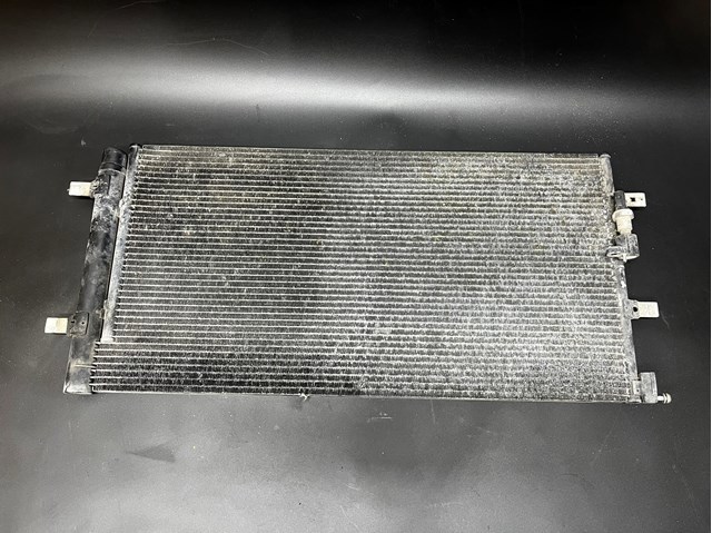 Конденсатор системи охолодження системи Porsche MACAN S