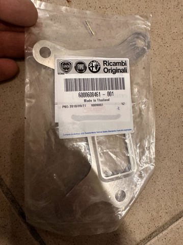 Прокладка EGR-клапана рециркуляції 6000608461 FIAT