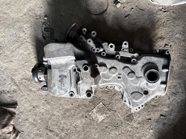 Кришка мотора передня 03C109211BG VAG