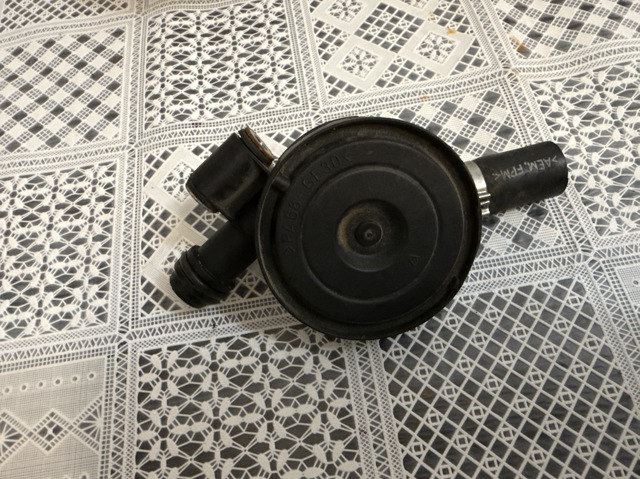 Клапан картерних газів Skoda Fabia 1