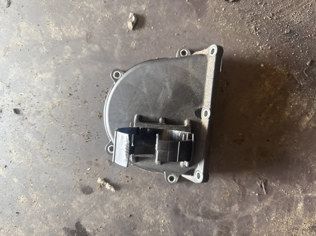 Кришка верхня блоку циліндрів 03F103277A VAG