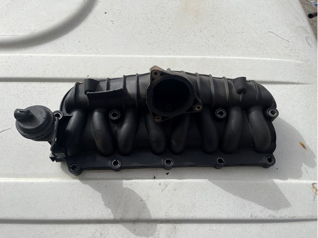 Колектор впускний 03G129711AF VAG