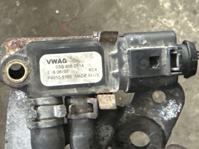 Датчик тиску вихлопних газів 03G906051A VAG