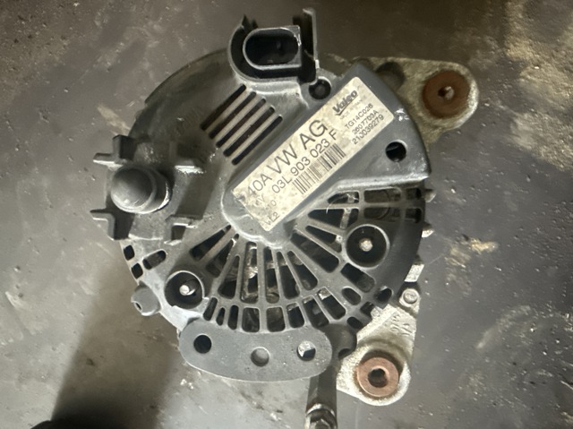 Генератор 03L903023F VAG