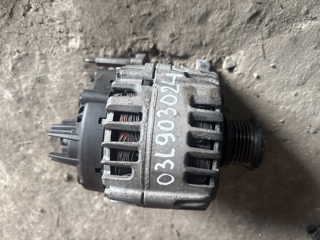 Генератор автомобільний 03L903024C VAG