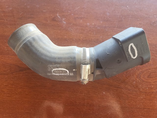 Подача масляна труба 04L131111T VAG