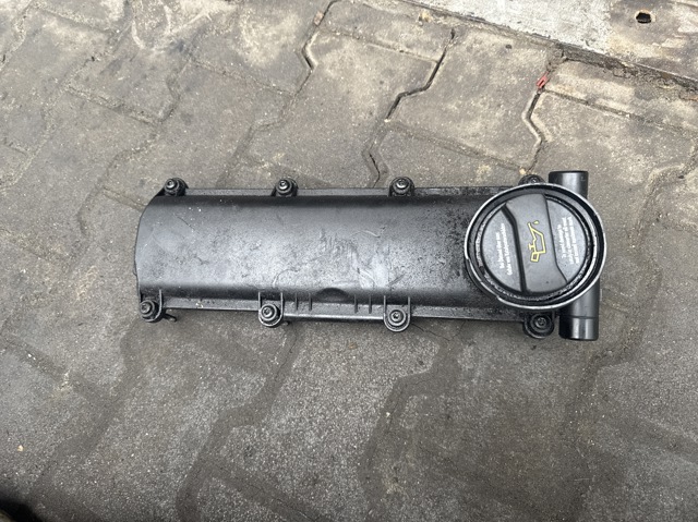 Кришка клапанна 06A103469AE VAG